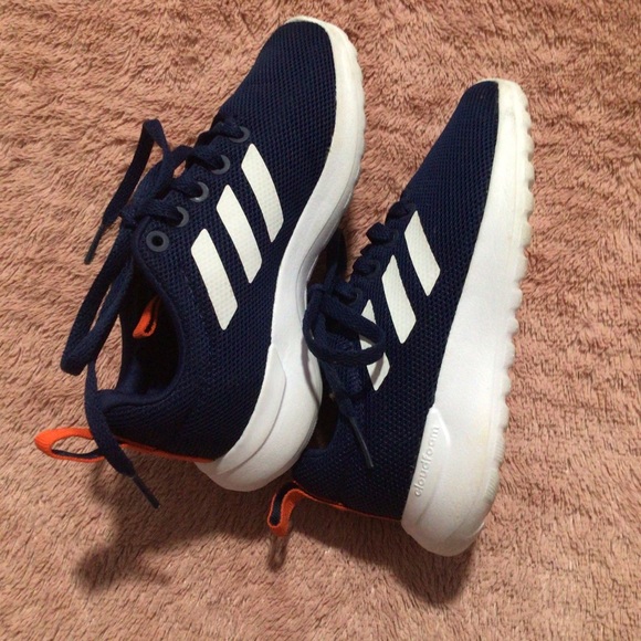 Adidas for kids size 111 - Picture 5 of 6